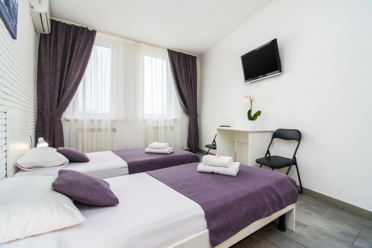 Skyhome Mini-Hotel Kiev Exterior foto